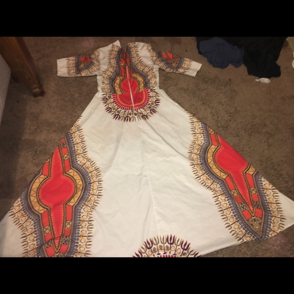 Dress - Picture 6 of 8